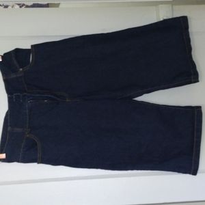 Demin capris size 18